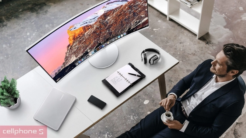 Chất lượng hiển thị hình ảnh sắc nét, tỷ lệ tương phản cao