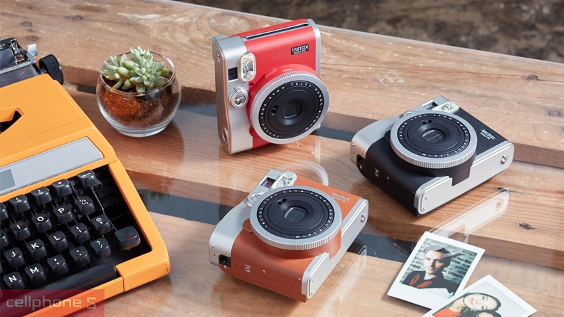 Máy ảnh chụp lấy liền Instax Mini 90 Neo Classic