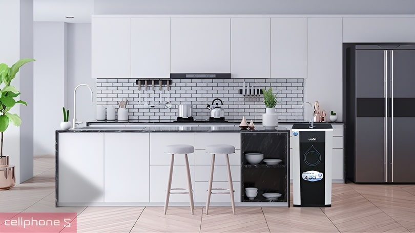 Máy lọc nước tủ đứng Karofi
