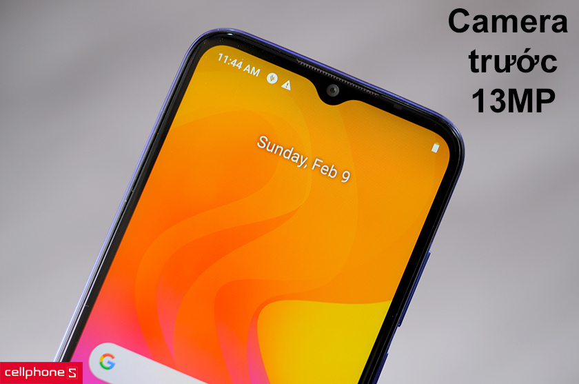 camera trước 13MP hỗ trợ selfie sắc nét