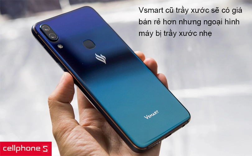 Điện thoại Vsmart cũ trầy xước