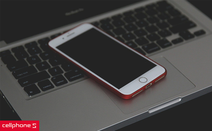 Nên mua iPhone 7 hay iPhone 7 Plus thì phù hợp?