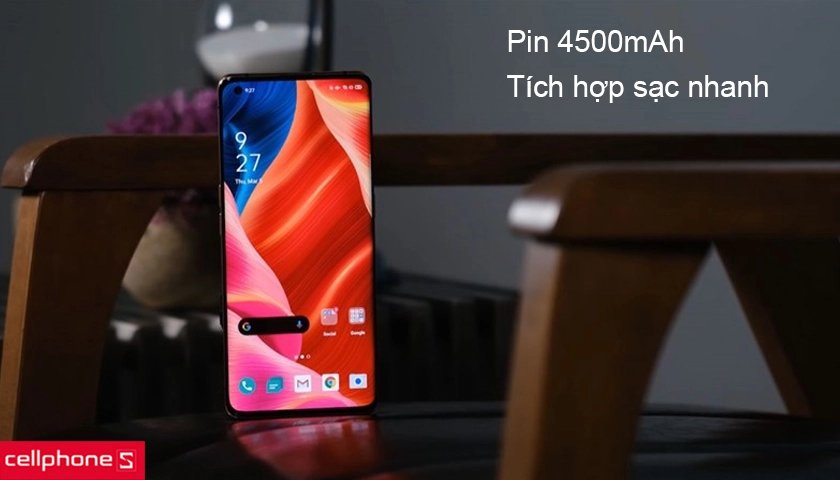 Dung lượng pin 4500mA, lõi pin Polymer sử dụng an toàn hơn