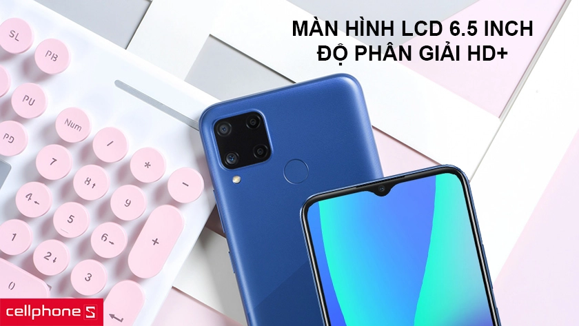 Màn hình LCD, kích thước 6.5 inch, độ phân giải HD+