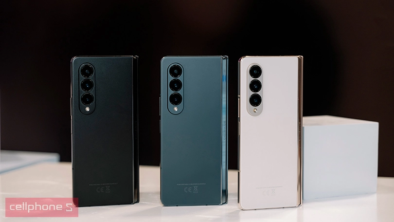 Samsung Galaxy Z Fold 4
