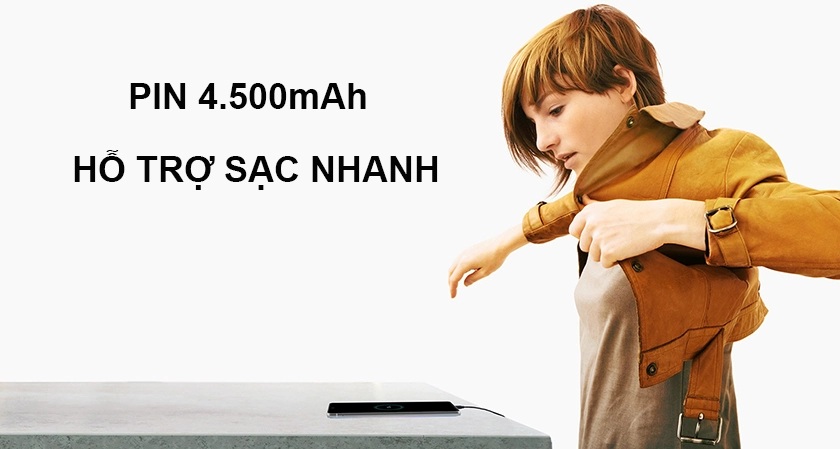 ote 10 Lite được trang bị viên pin 4500 mAh, hỗ trợ sạc nhanh 25W.