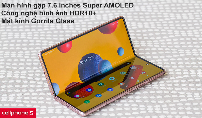 Màn hình gập AMOLED thời thượng, tần số quét 120Hz, công nghệ hình ảnh HDR10+.