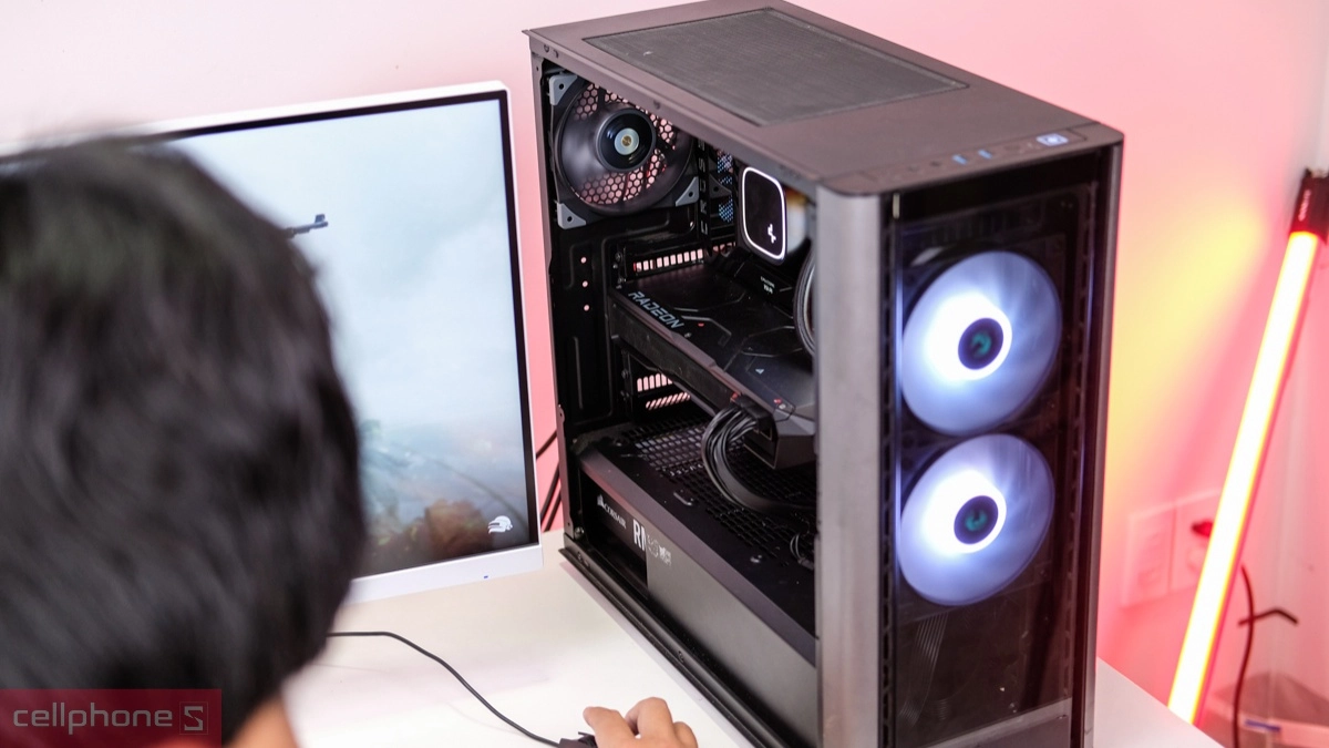 Chọn pc gaming theo case máy tính
