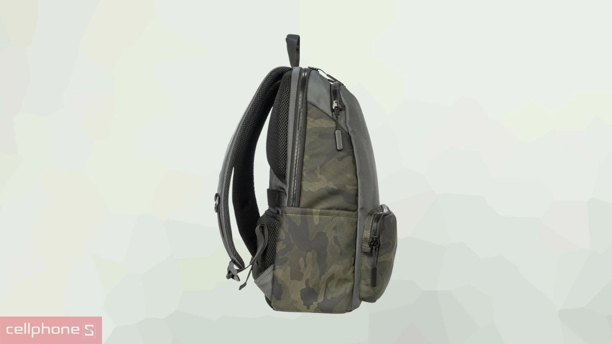 Thiết kế nhiều ngăn balo laptop Tucano Terra Camouflage 16 inch