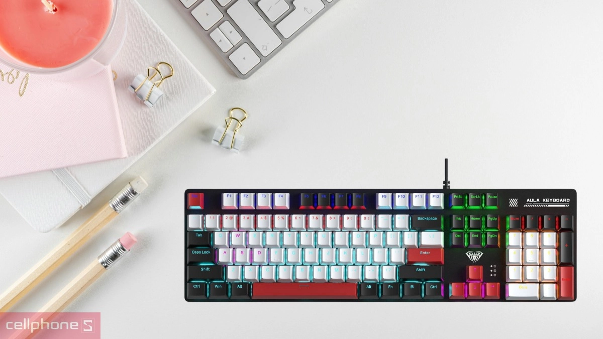 Kết nối trên bàn phím cơ có dây AULA S500 đen trắng đỏ