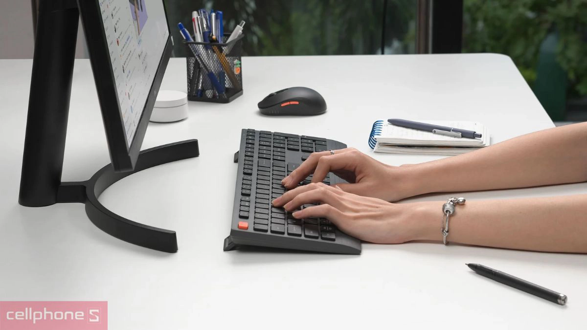 Phím low-profile, gõ êm và chính xác