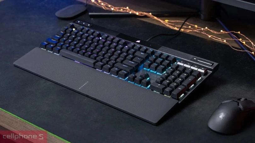 Thiết kế bàn phím Corsair K70 Pro RGB Brown Switch