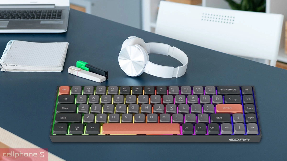 Bố cục 68 phím gọn gàng của bàn phím cơ không dây E-DRA EK368WA Hotswap Đen