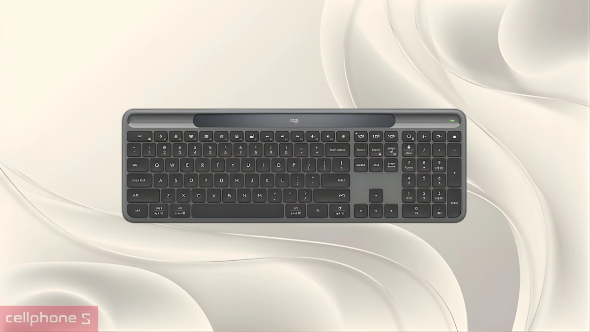 Bàn phím bluetooth Logitech Signature Slim Solar Plus K980 - Thiết kế mỏng nhẹ