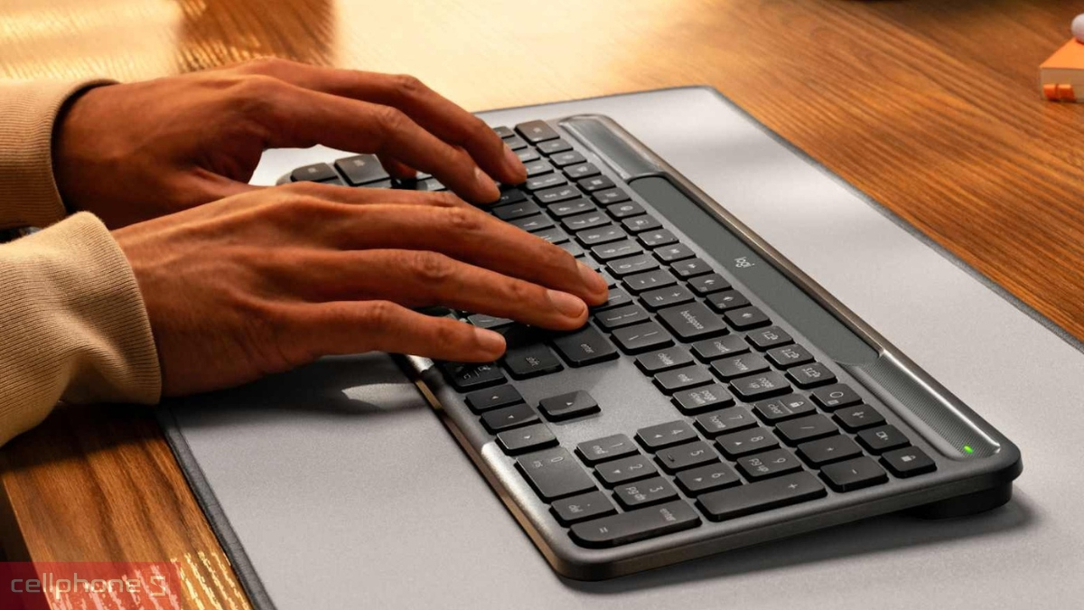 Trải nghiệm gõ bàn phím Logitech