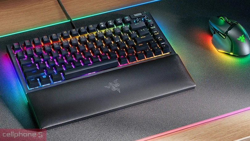 Thiết kế bàn phím cơ Razer Blackwidow V4 75%