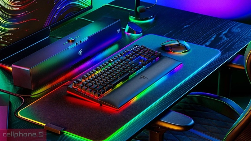 Thiết kế bàn phím cơ Razer Blackwidow V4 Pro