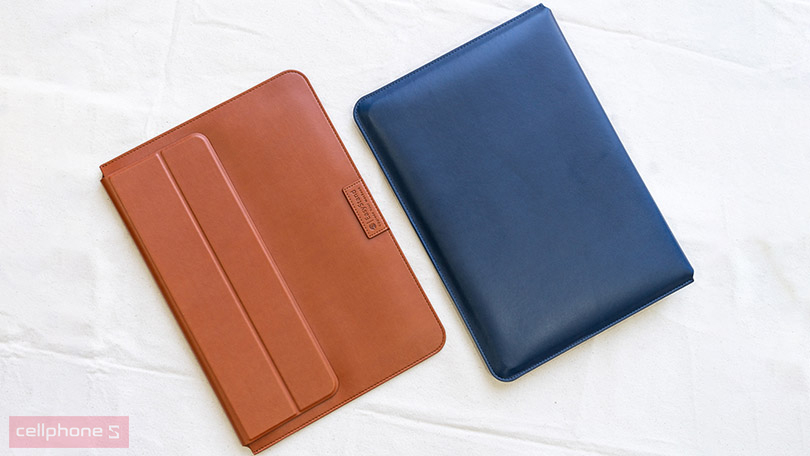 Trọng lượng 223g, hoàn thiện bởi da PU