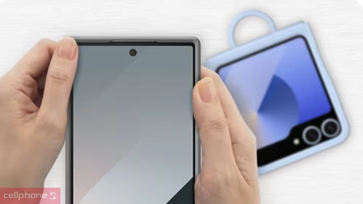 Ốp lưng Z Flip 8 chính hãng lắp đúng cách giúp ôm khít thân máy bền đẹp