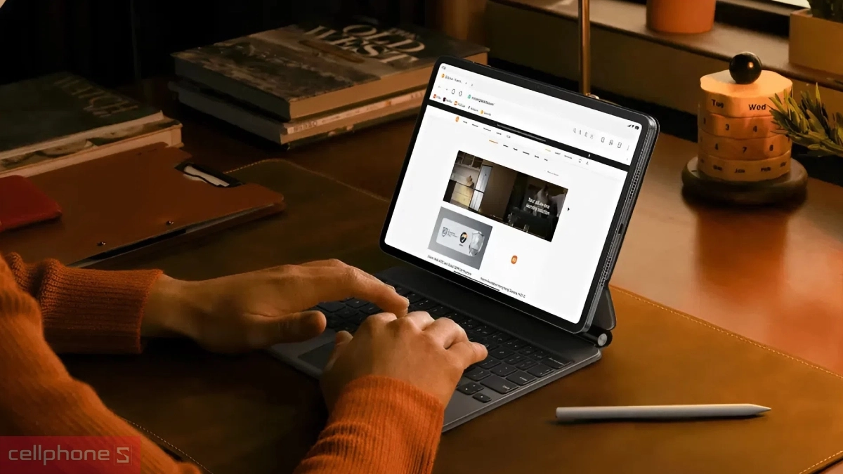 Góc nghiêng bàn phím bao da Xiaomi Pad 8/8 Pro chính hãng touchpad