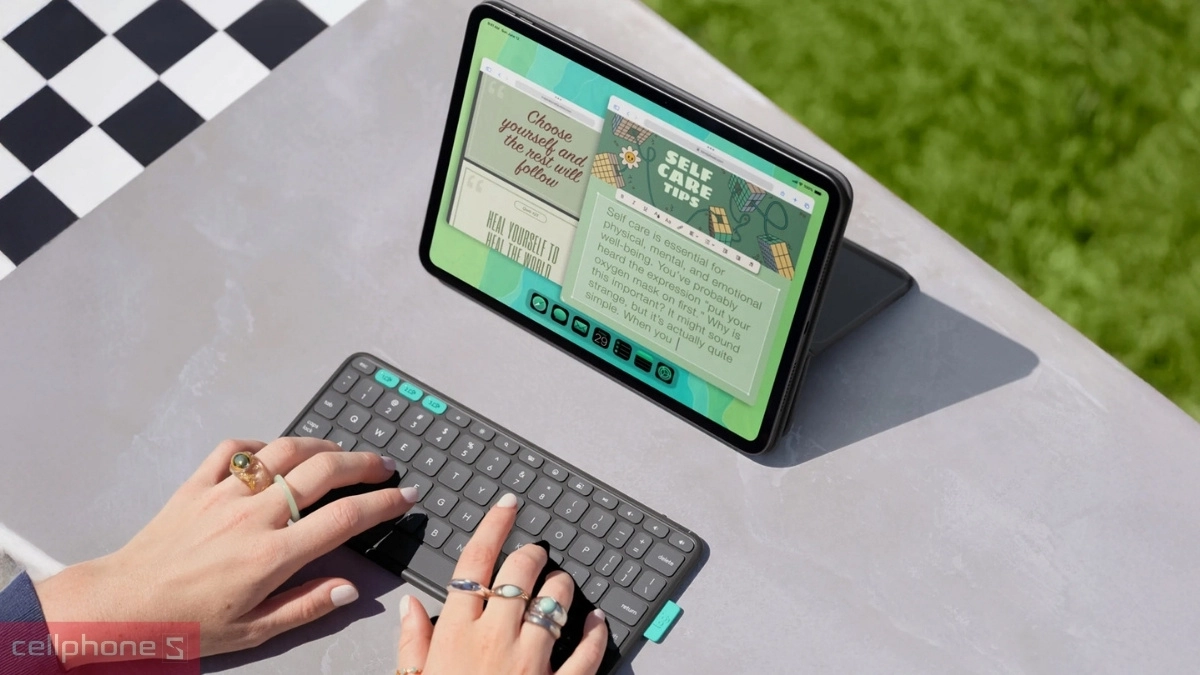 Thiết kế bao da iPad Pro 13 M4/M5/Air 13 M2/M3 Logitech Flip Folio