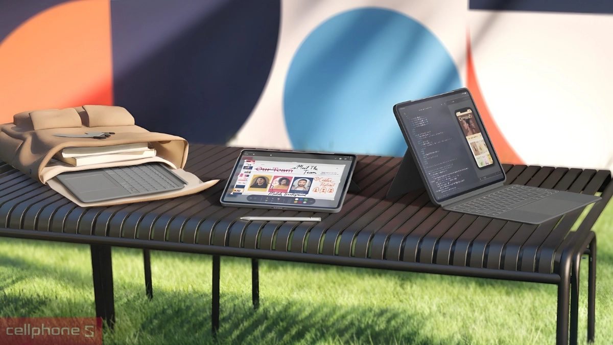 Bảo vệ tối ưu bàn phím bao da iPad Pro 13 M4/M5 Logitech Combo Touch