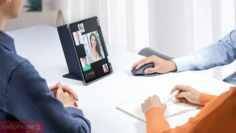 Thiết kế bao da iPad Pro 11 2021 Tomtoc từ tính đa góc Smar-Tri B0203B3