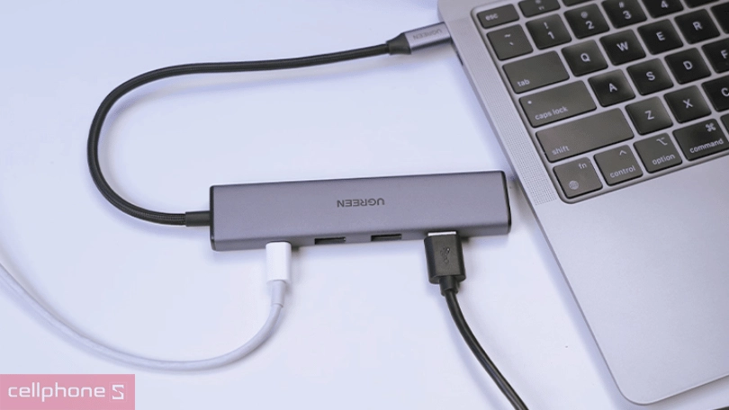 Hub chuyển đổi kết nối đọc thẻ SD/microSD Ugreen