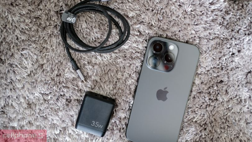 Giá cáp, củ sạc 9Fit bao nhiêu tiền?