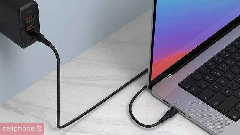 Thiết kế cáp Type-C to Type-C Aukey CB-MCC102 100W 1.8M