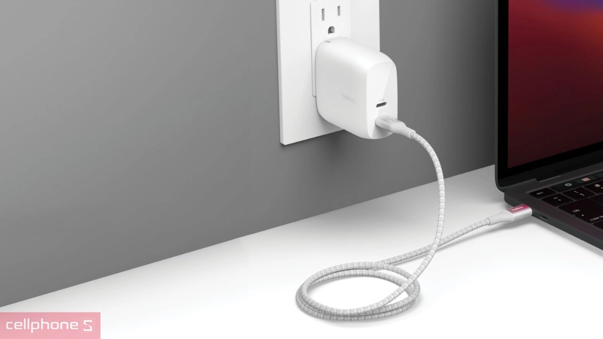 Cáp Belkin USB-C To C 1m vỏ dù - Thiết kế với tốc độ truyền tải mượt mà