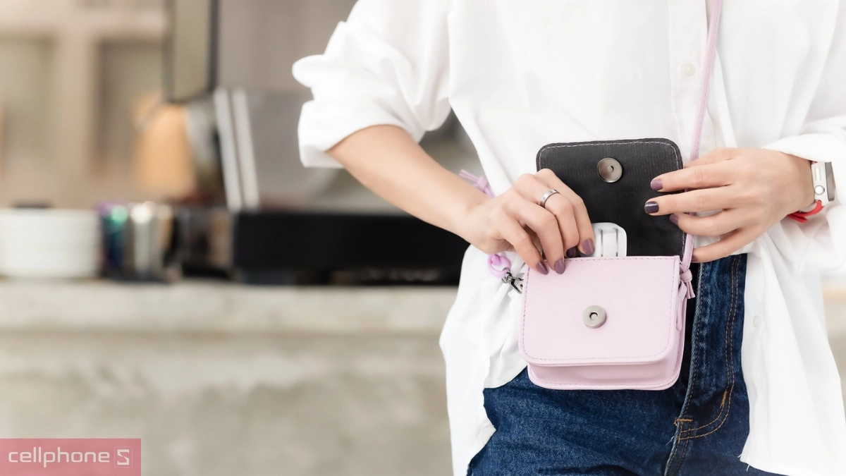 Củ sạc nhanh Belkin 20W 1 cổng USB-C PD/PPS Cubic Wall Charger - Thiết kế gọn nhẹ và đa dạng cổng sạc