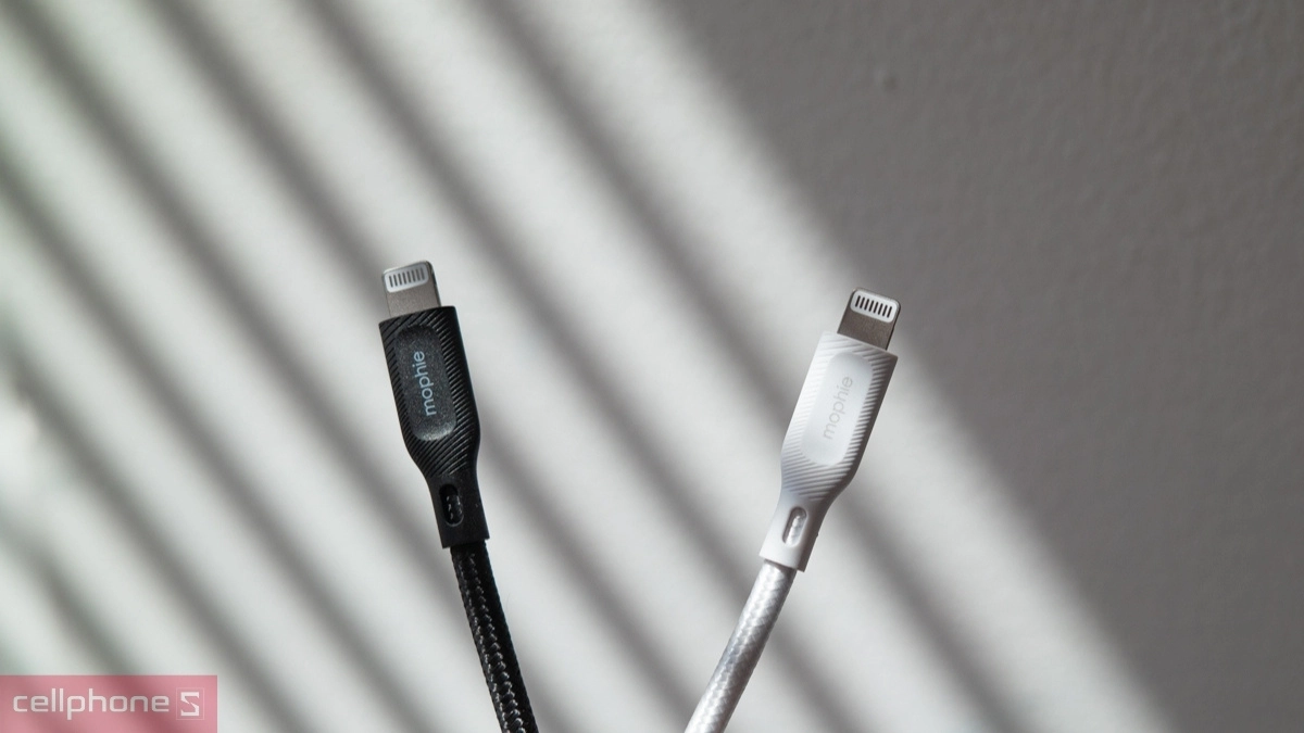 Lưu ý khi chọn mua dây sạc iPhone 12 Series