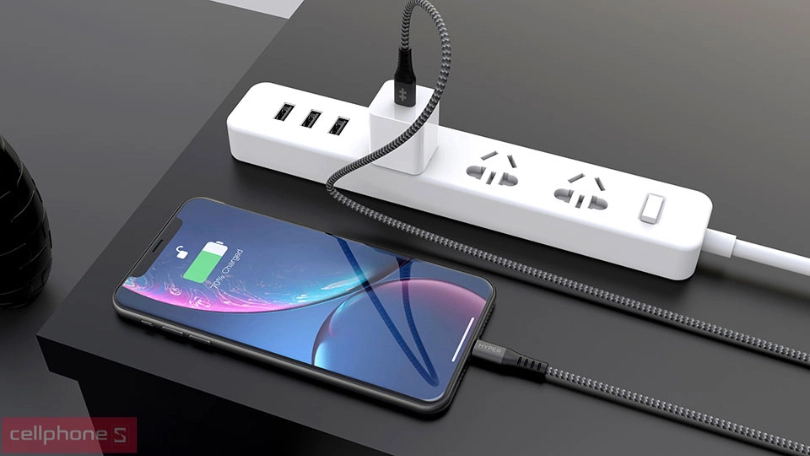 Thiết kế cáp Type-C to Lightning Hyperdriver Tough 2m MFI HD CLB523