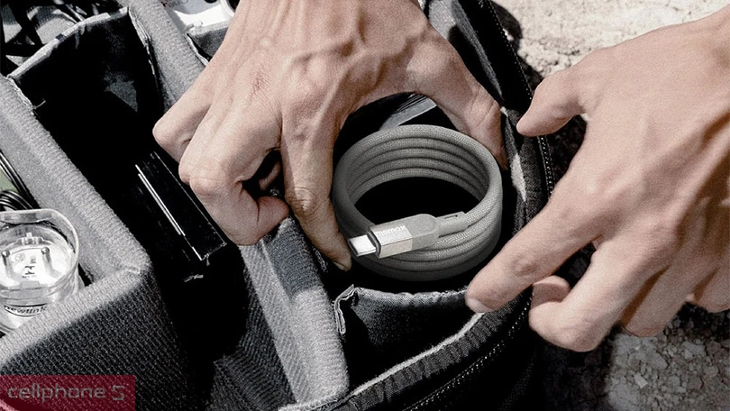 Thiết kế cáp Type-C to Type-C Momax Mag Link 100W USB 2.0 1m