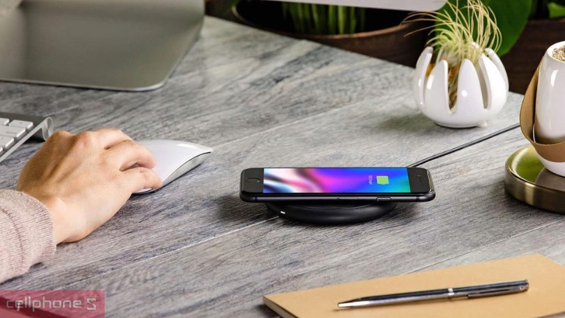 Đế sạc không dây Mophie Universal - Sạc nhanh linh hoạt, thiết kế tối ưu
