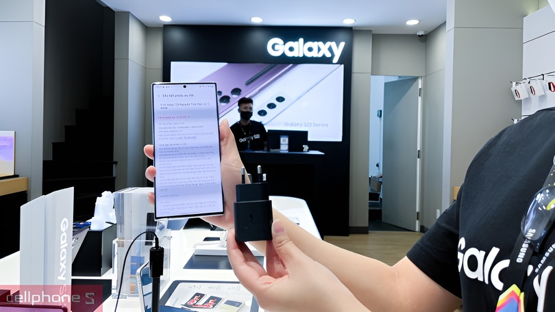 Tác hại khi sử dụng sạc điện thoại samsung không chính hãng