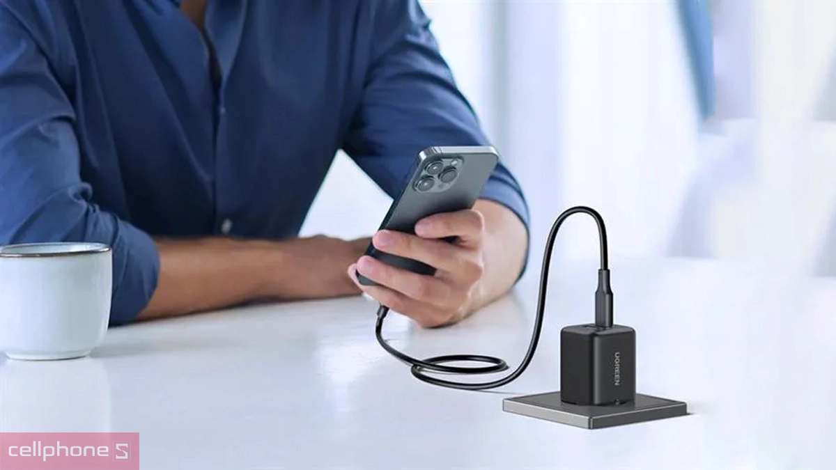 Thiết kế nhỏ gọn, chất liệu bền bỉ và tiện dụng