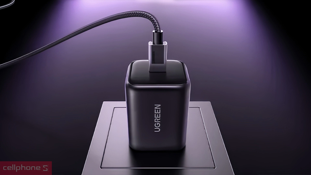 Kích thước củ sạc Ugreen GaN 45W (US) X524 65050B