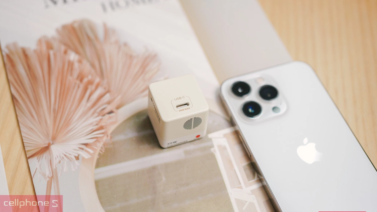 Giá cáp, củ sạc iPhone 17 (Pro Max, Pro) bao nhiêu