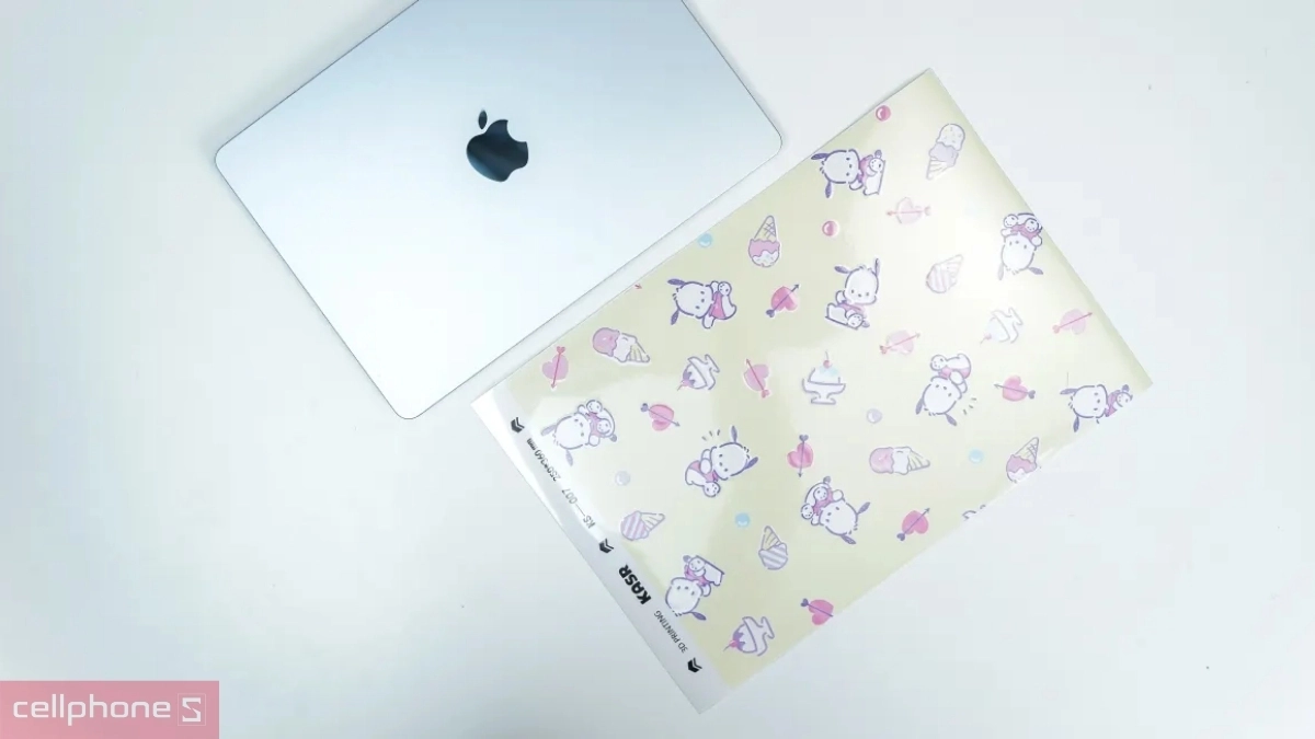 Giá dán skin laptop hiện nay là bao nhiêu