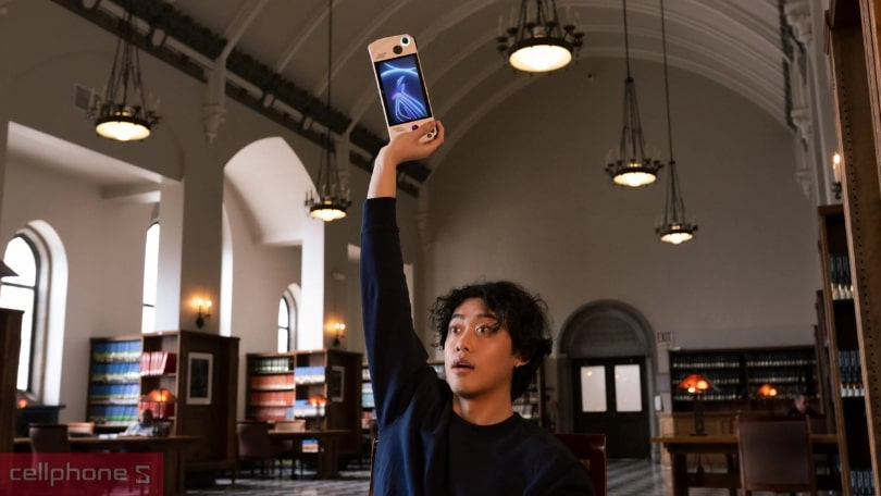 Asus Rog Ally 2 hiệu năng ấn tượng, màn hình chất lượng cao