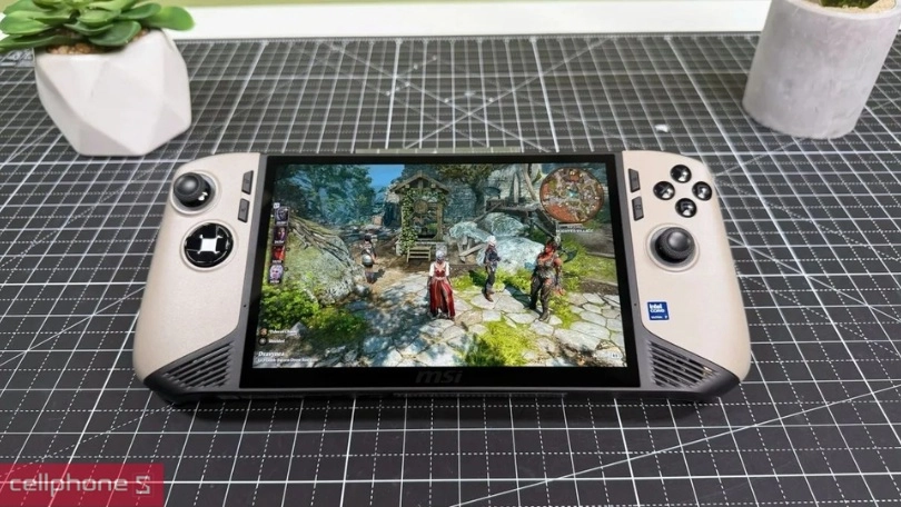 Máy chơi game MSI Claw 8 AI Plus A2VM-079VN - Hiệu năng và thiết kế ấn tượng