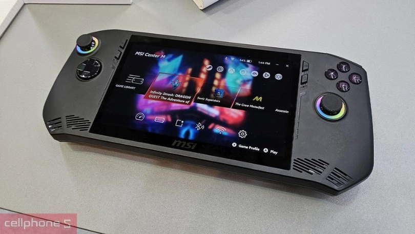 Sử dụng phần mềm riêng MSI Center M và phần mềm MSI Player App độc quyền