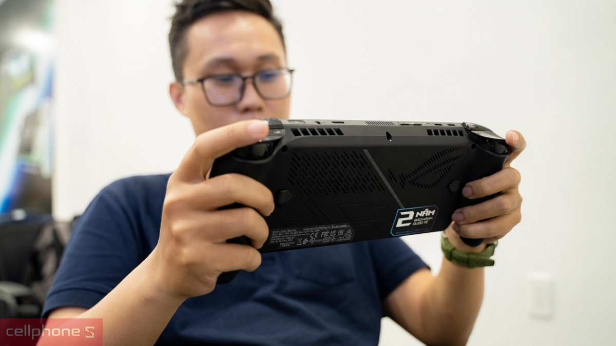 Thiết kế, trọng lượng, thời lượng pin