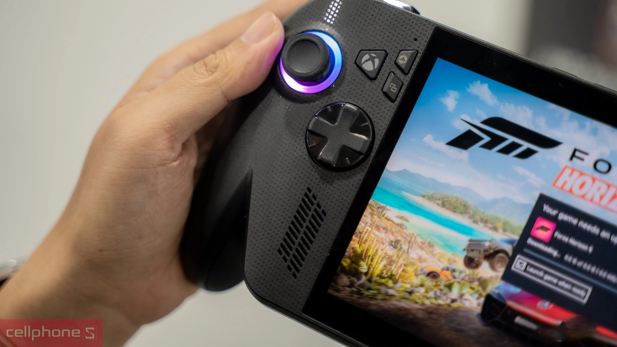 Thiết bị cầm tay cấu hình cao, hiển thị đồ họa sắc nét