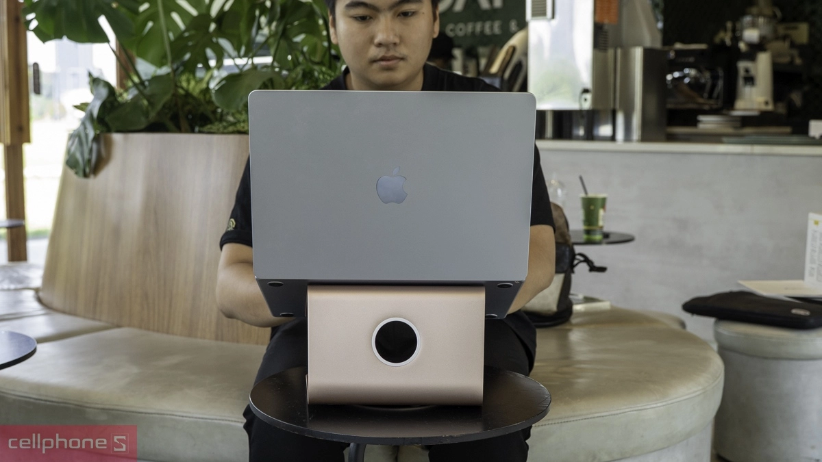 Đế tản nhiệt laptop là gì?