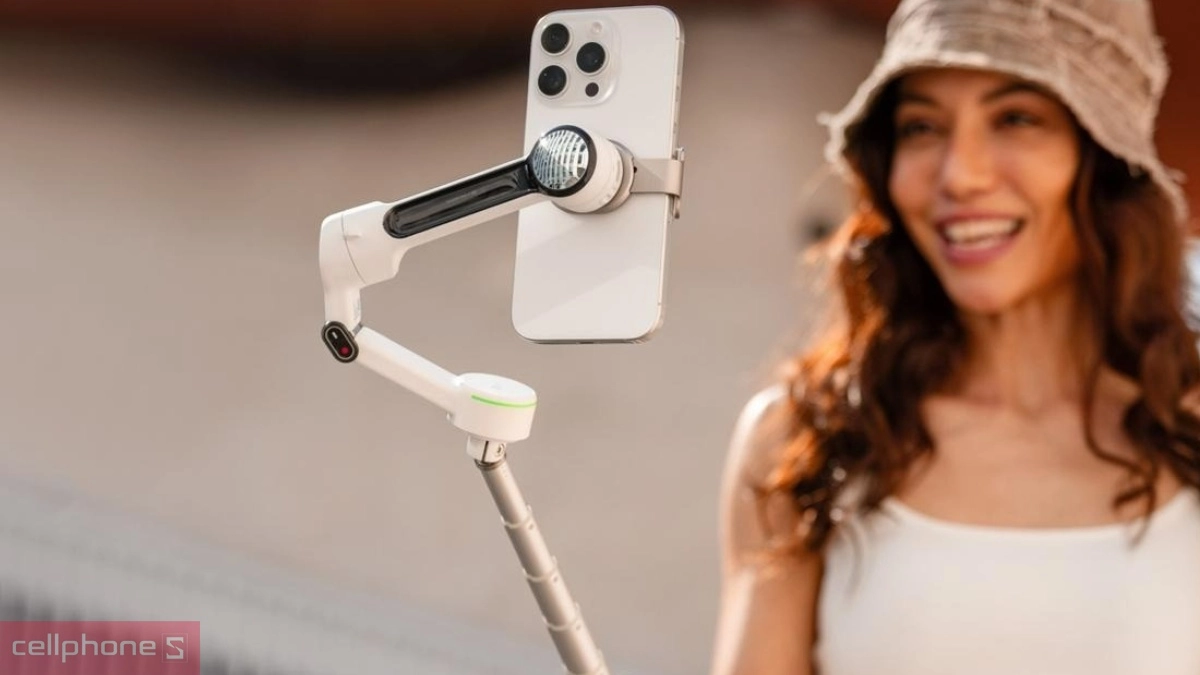 gimbal Insta360 Flow 2 chống rung với hệ thống 3 trục gimbal Insta360 Flow 2 chống rung với hệ thống 3 trục