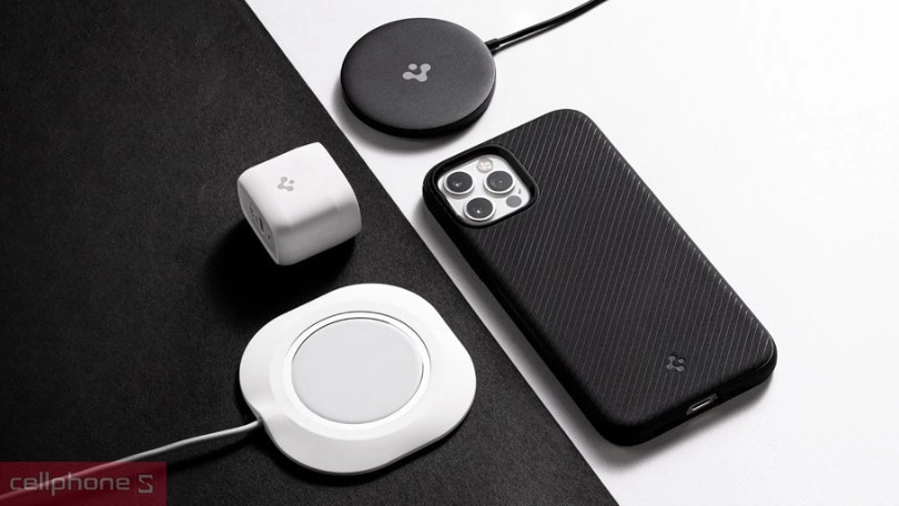 Tại sao nên mua phụ kiện Spigen tại CellphoneS?