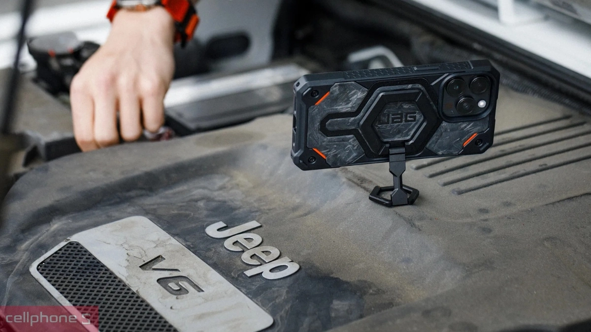 Thiết kế vòng giữ điện thoại UAG Magnetic